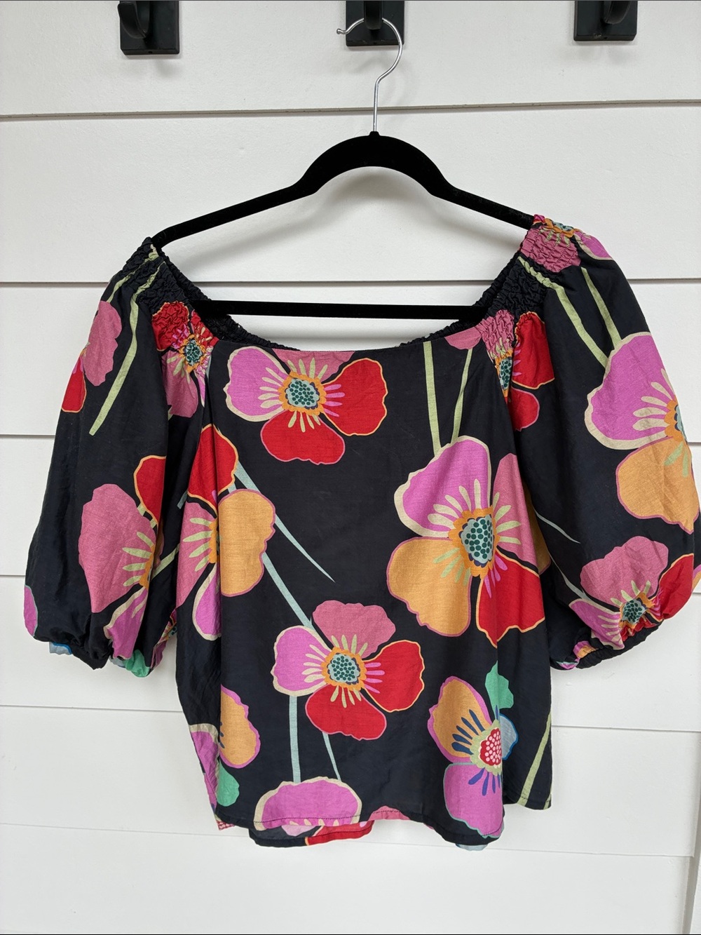 Velvet by Graham & Spencer Black Floral Puff Sleeve Top